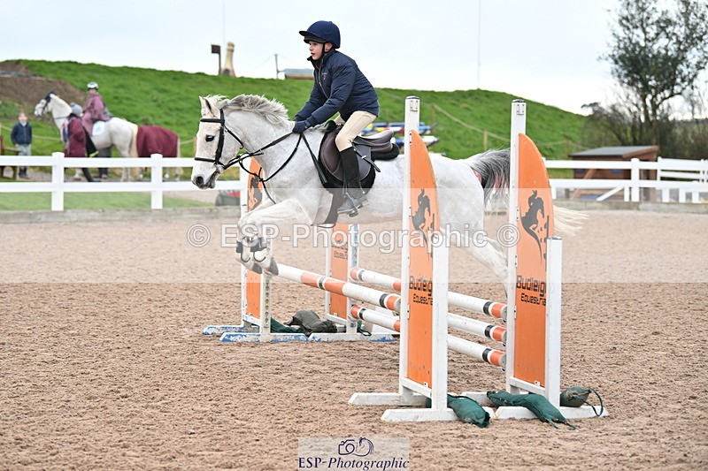 240309A-101131-00043 - Cls 1 Pony Intro 70cm