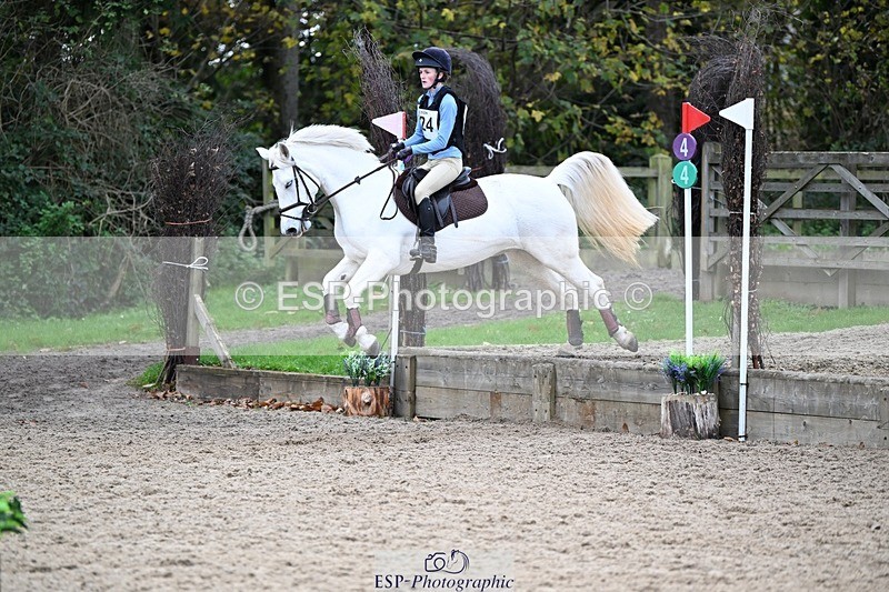 241117-114535-03702 - Cls 2 80-85cm 11.20 to 12.30