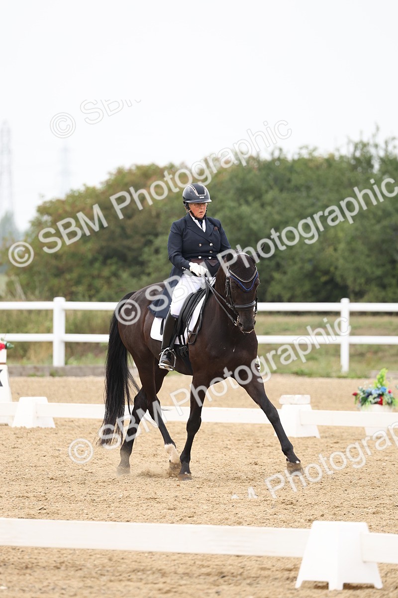 SBM_008102 - Class 10 - FEI INT I - 16.10-16.50