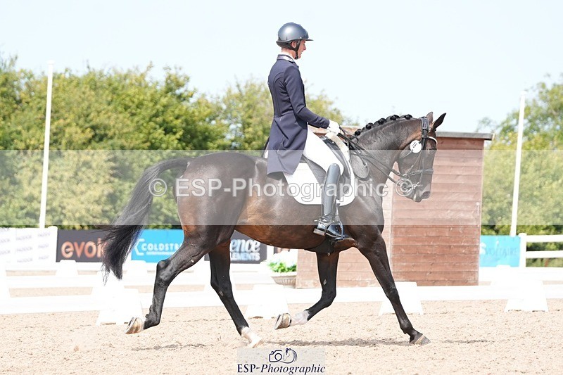 250815-124509-01062 - 016-Ben.JamesToto.light