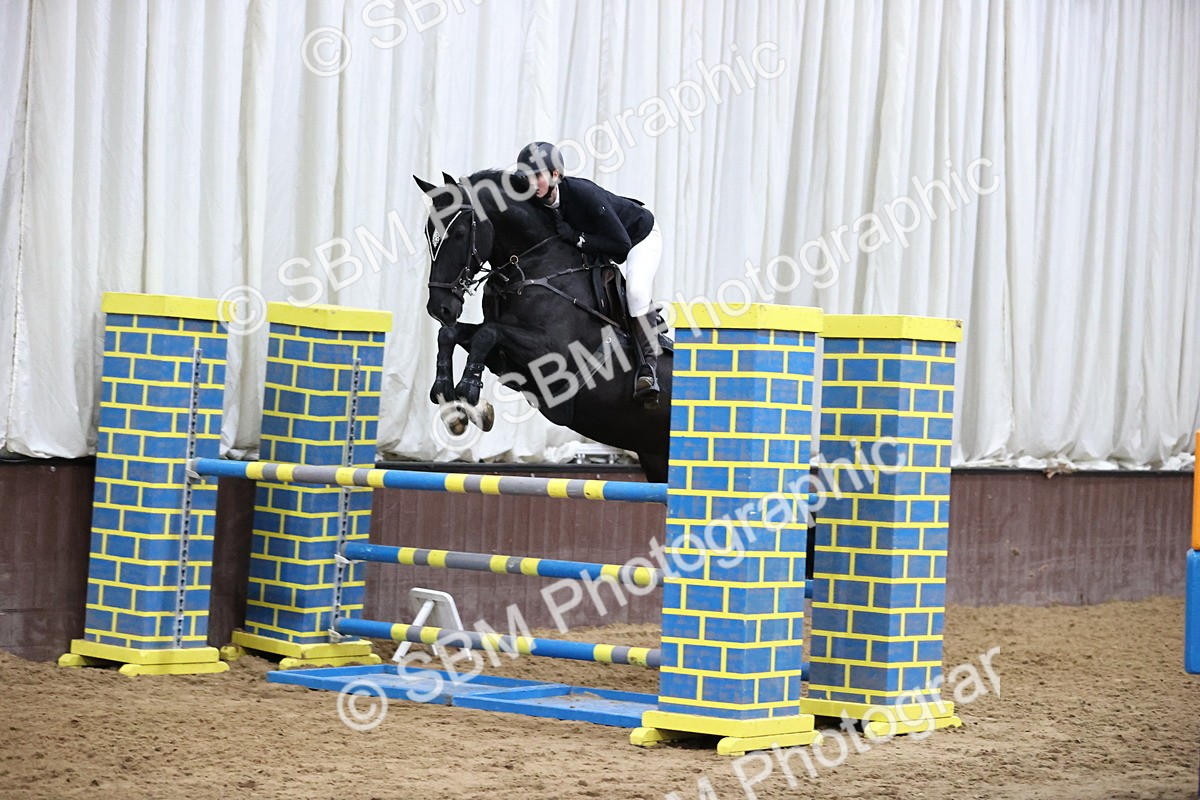 SBM_002050 - Class 4 - Senior Newcomers - 1.10m Open