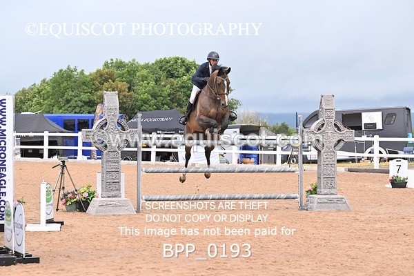 BPP_0193 - CLASS 25 SUN HOYS Redpost Equestrian Senior Foxhunter Second Round