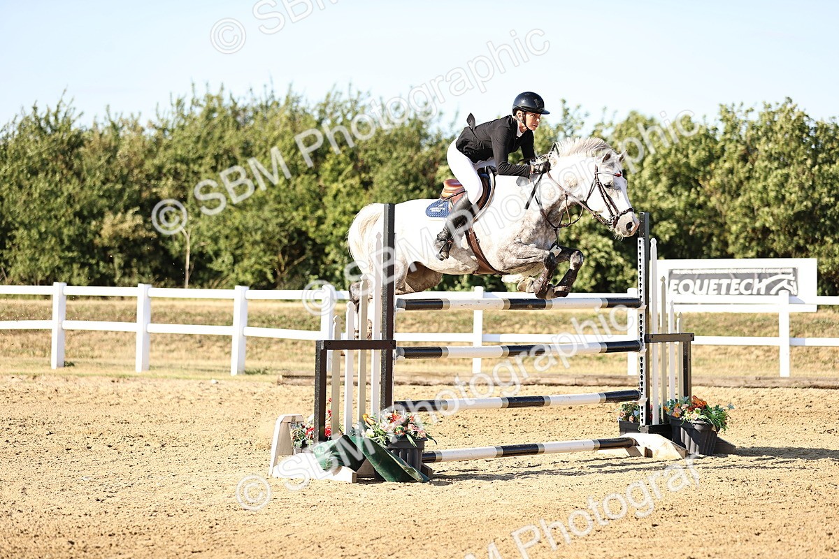 SBM_015927 - Class 18 - Senior 1.35m Open