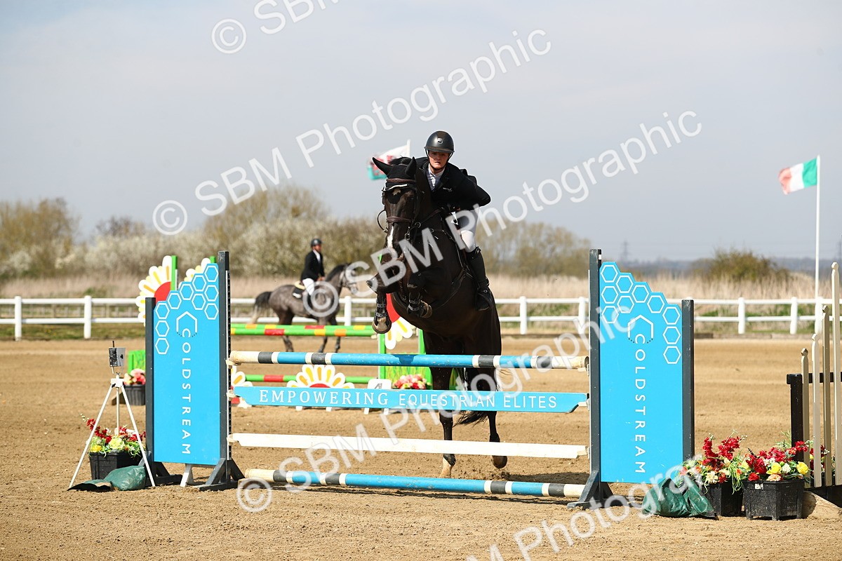 SBM_002459 - Class 10 - Senior Newcomers - 1.10m