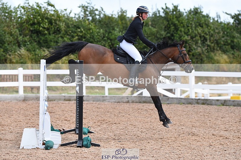 230715A-143740-01335 - Cls 6 Foxhunter & 1.10m Open