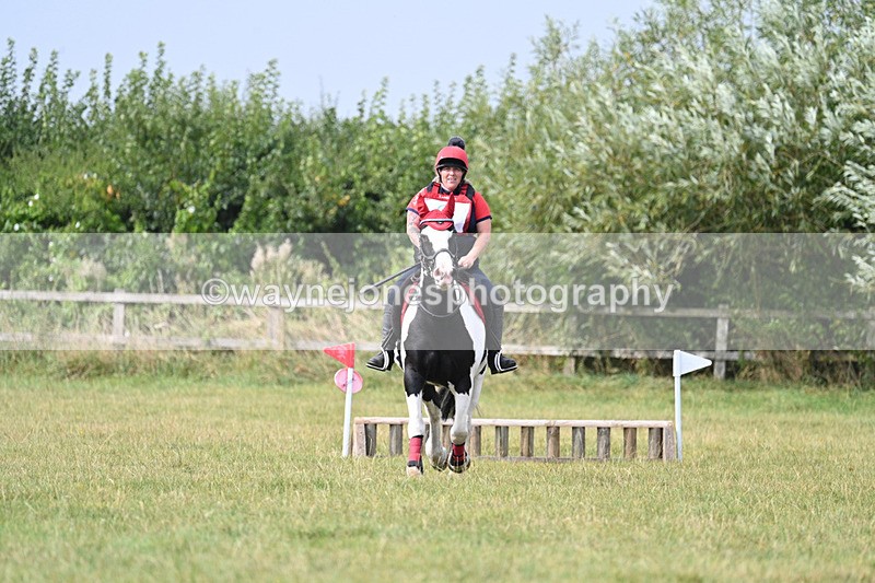 WJ7_6061 - 40cm XC Time 10:57 to 11:30