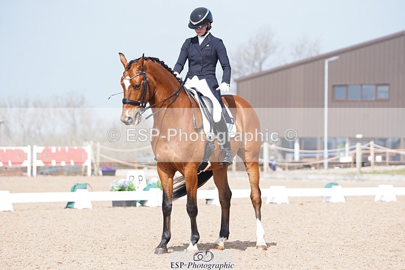 250404-115900-05550 - 010-Jessie.Kirby-As.Well.de.la.Roche.CMF