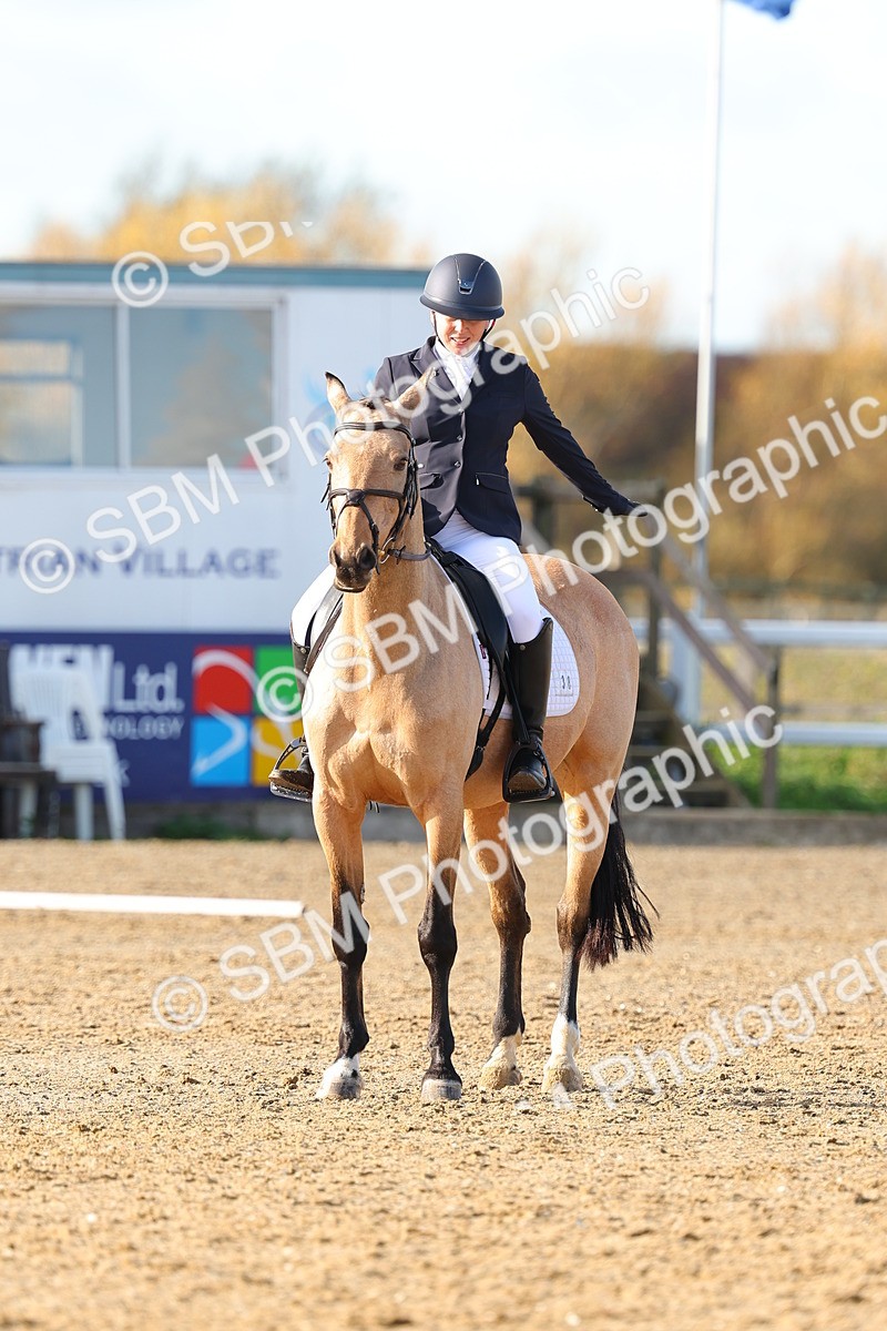 SBM_001095 - Novice 5