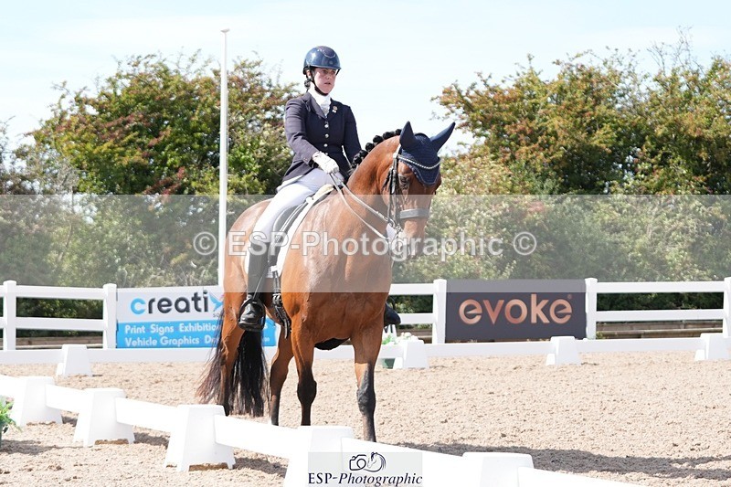 250906-143457-04015 - 101-Jessica.ParsonsBrindleys.Braveheart