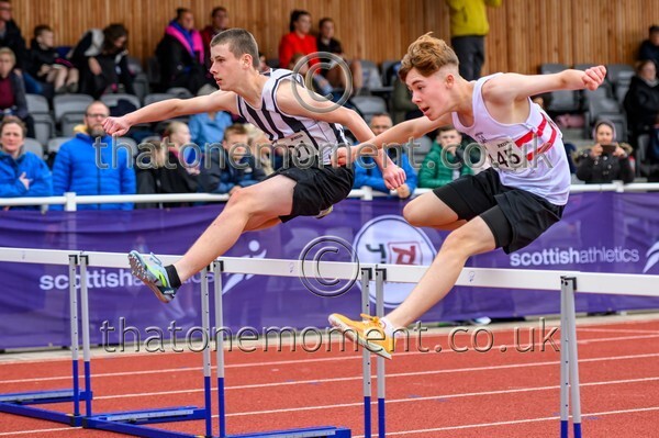 ComMast25-919043 - Track Male Set One