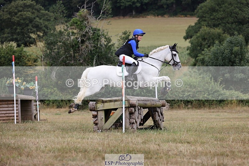 250802A-124343-03602 - A-029-Jessica.Saunders-RATHLEE.OG