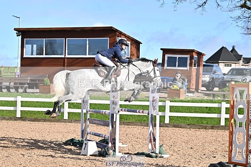 251119-131355-00437 - Cls 4 Newcomers and 1.10m Open