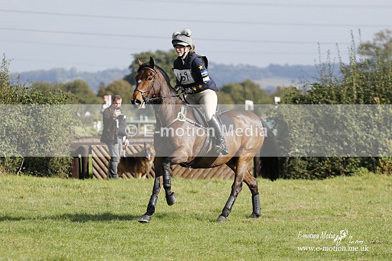  WWHT 171021 3052 - Intermediate (0.90m)  17/10/21