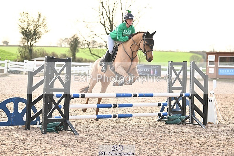 241206-100618-00169 - Cls 2 British Novice and 90cm Open