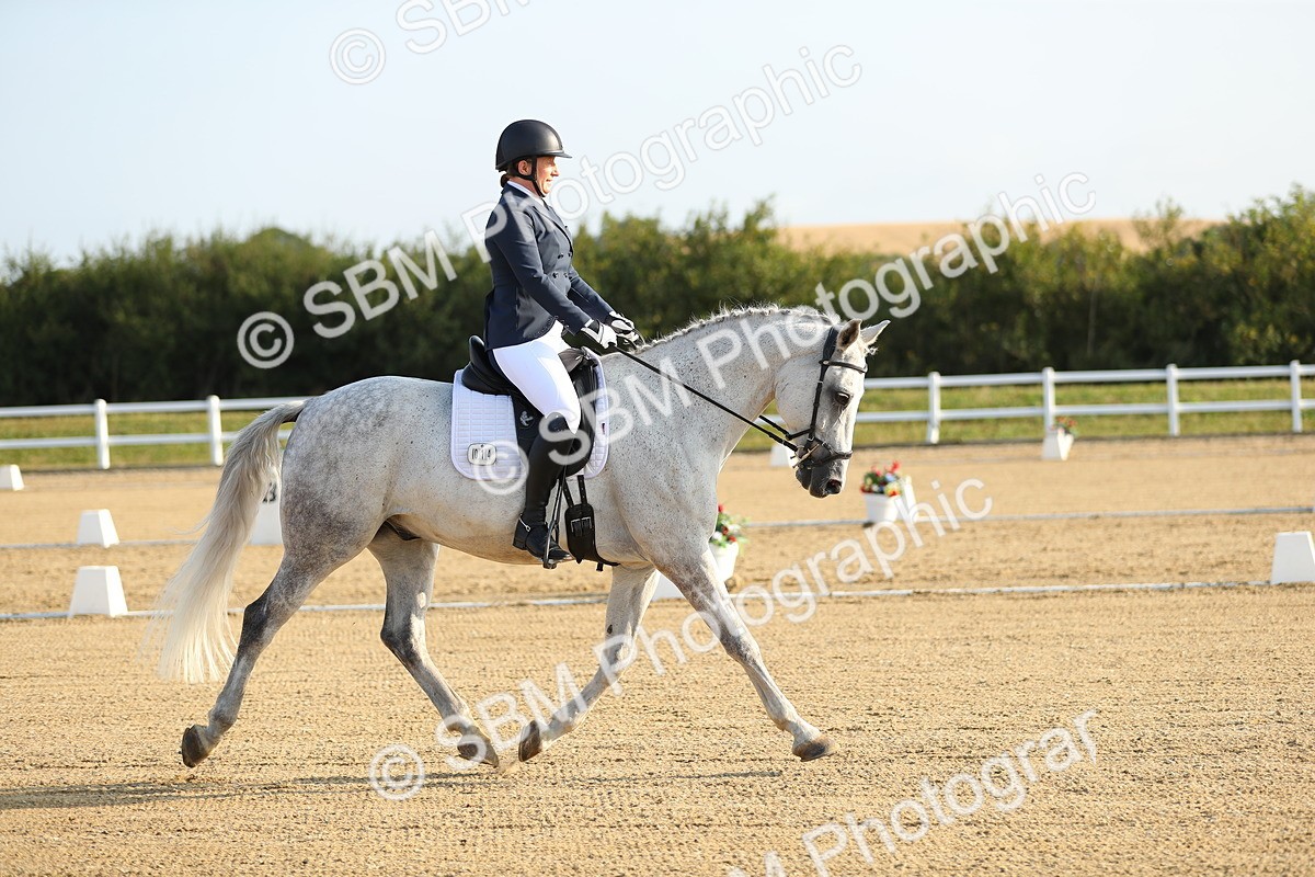 SBM_014936 - Class 13 - Novice 23 - 8,30-9.33