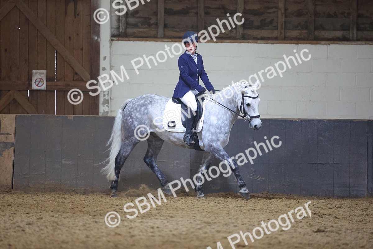 SBM_003054 - Class 9-10 - MQ U21 Open Novice 1