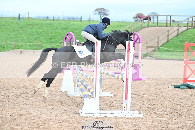 231203A-112619-00821 - Cls 16+17 Club and Schools 80cm