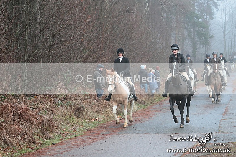 HUPY 261224 266 - Pytchley with Woodland Hunt Boxing Day Meet 26th December 2024