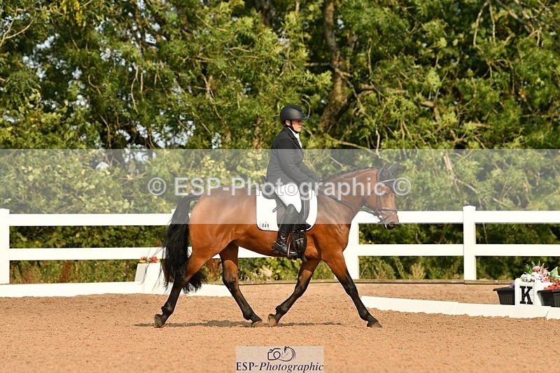 250817-092942-06938 - 049-Carolyn.GaleNewtown.Ringo