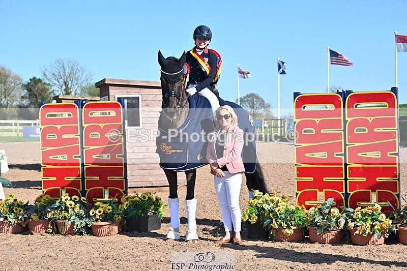 250405-153917-11822 - Cls 28 Young Riders Team