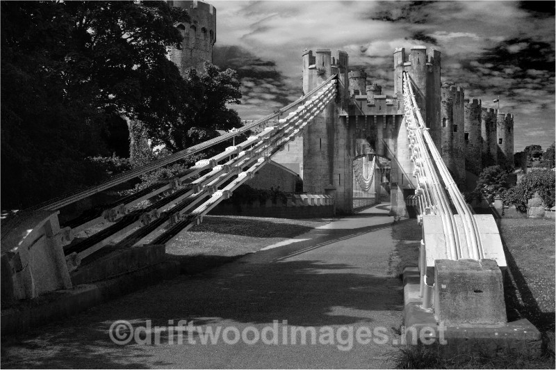 Conway suspension bridge 7 bw - Llandudno and Conwy, North Wales