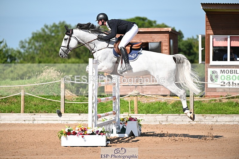 240718A-101819-04455 - Cls 1, 3 Star Small Tour 1.35m