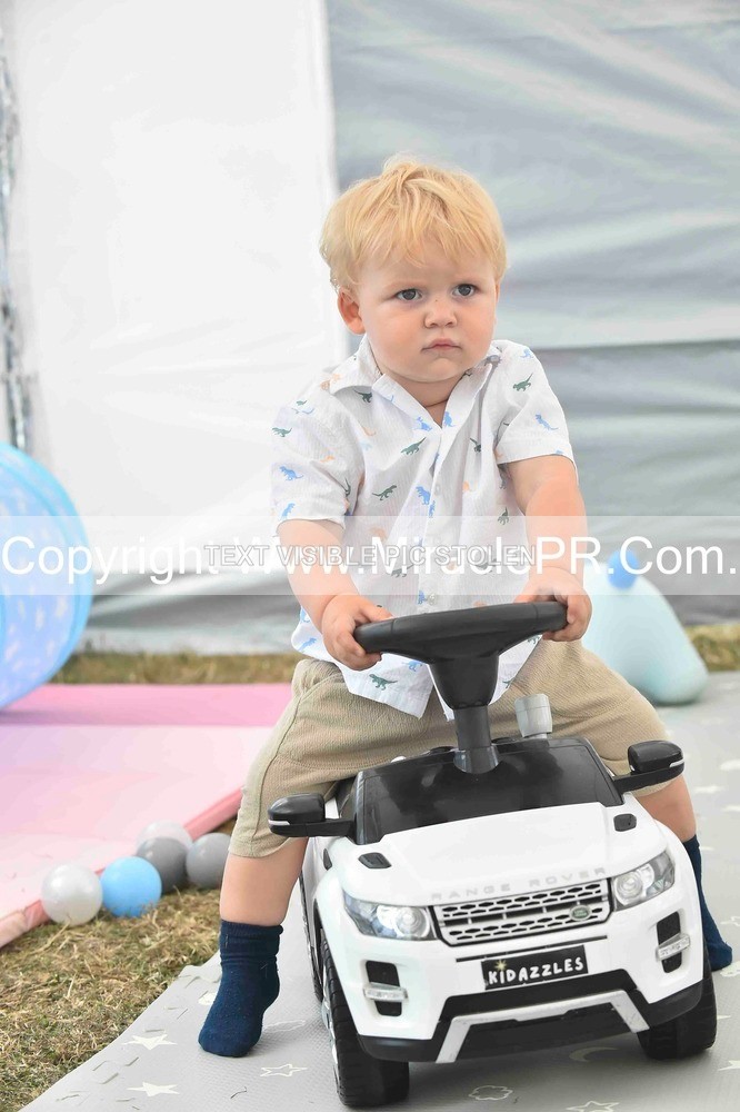 SH4_2283 - Bonny baby competition.