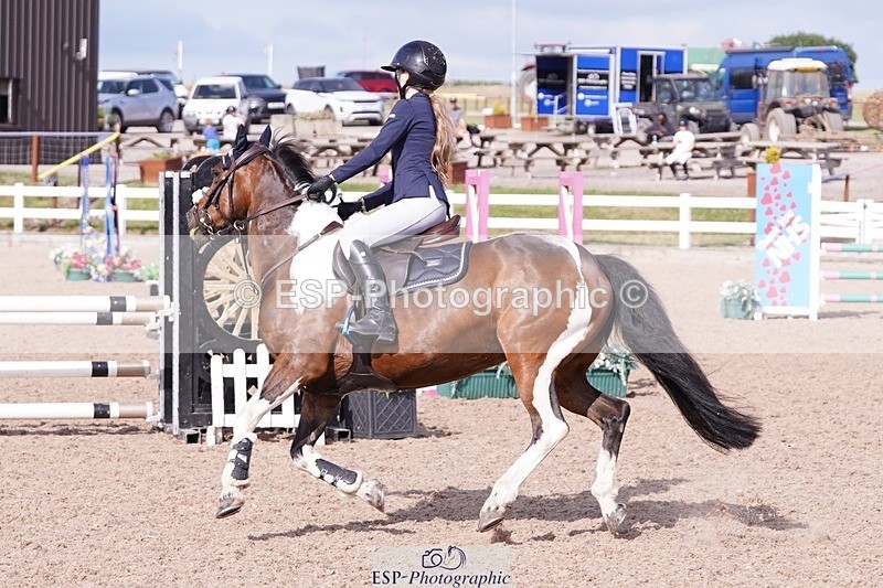 250629-174458-13288 - Cls 33 Stepping Stones 128cm and 138cm