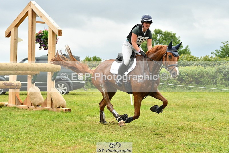 250524A-113154-09298 - B-322-Amelia.Winter-WOLK