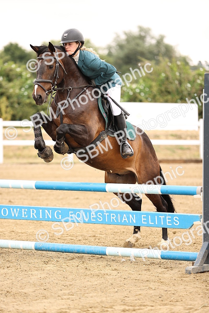 SBM_024303 - Class 8 - Clear Round