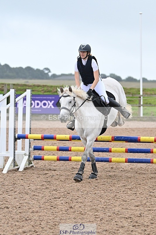 240813-180004-00558 - Classes 5 A&B & 6 80cm