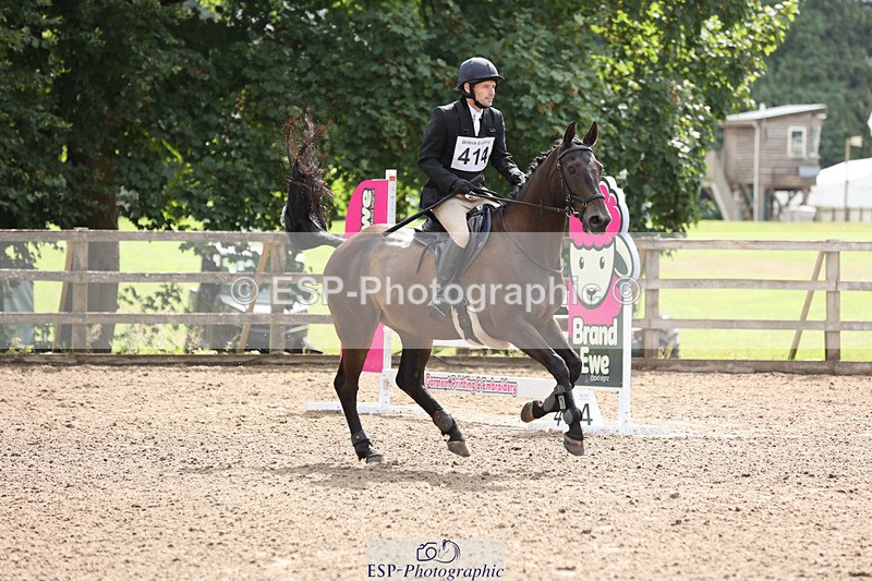 240804-104910-11300 - 414-Alex_Jupp-CARRY_ON_REGARDLESS