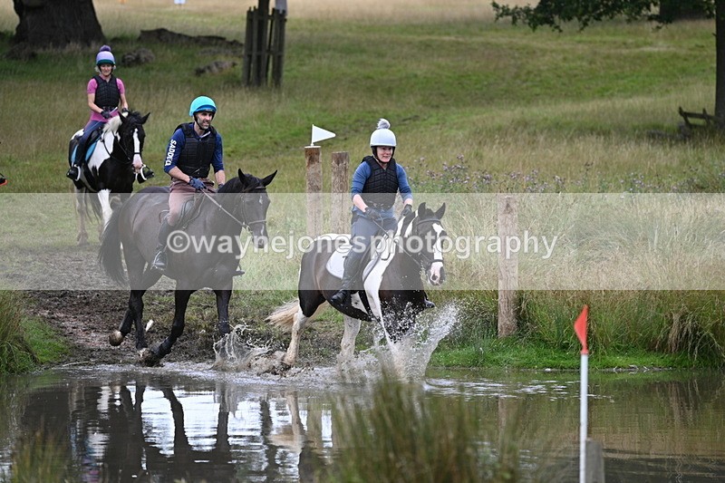 WJ7_2911 - Time at Water 11:37 to 12:13