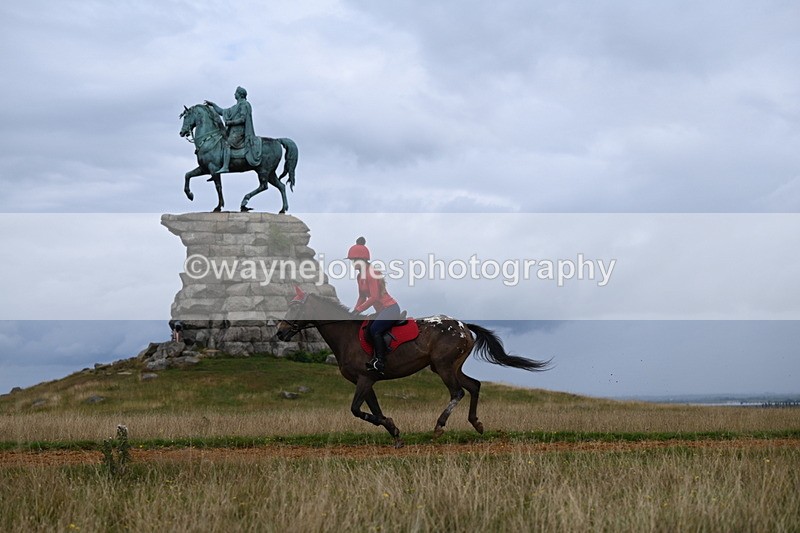 DSC_5908 - Time at Statue 12:17 to 12:44