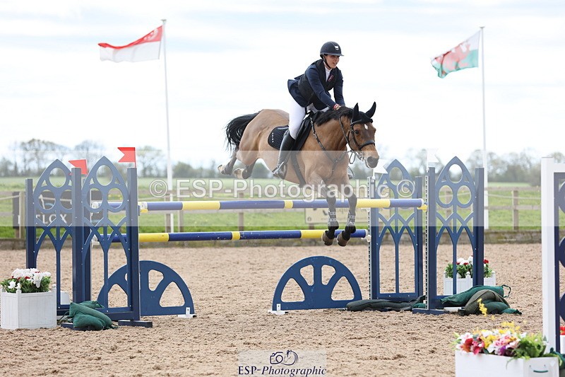 240419A-124924-07463 - Cls 6, 2 Star Medium Tour 1.35m