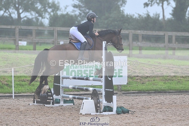 240813-193728-00981 - Classes 7 A&B 90cm