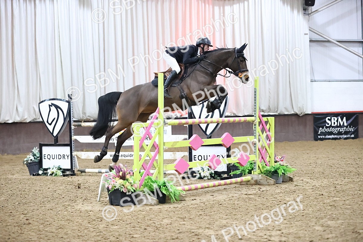 SBM_003100 - Class 11 - Senior Foxhunter - 1.20m