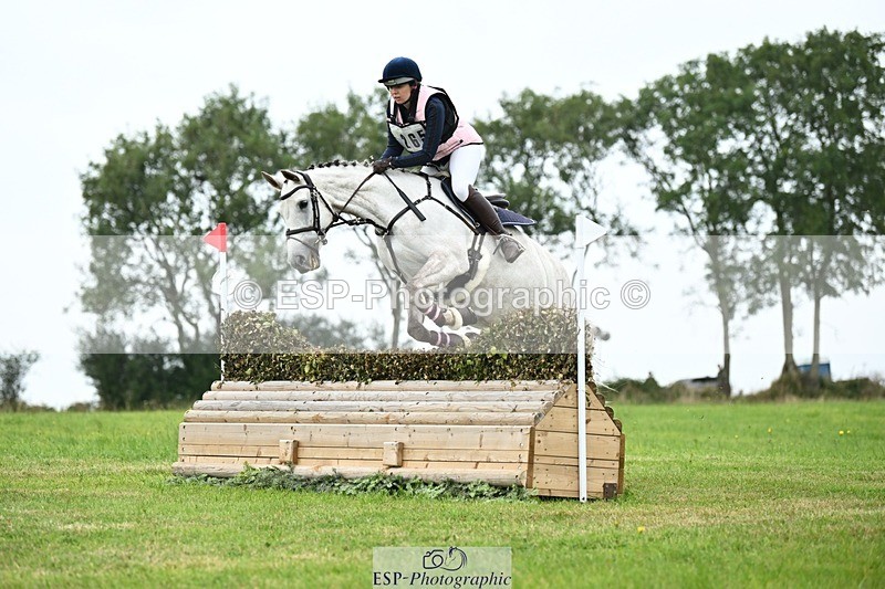 240831A-150915-04782 - 265-Madeleine.Johnston-Coull-GFL.MEREDITH