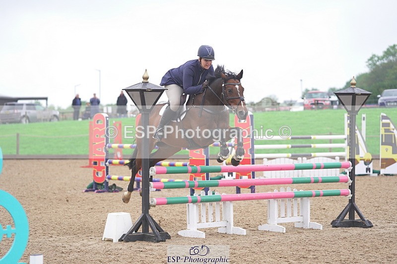 231017A-160942-07805 - Cls 31 Snr 1m Derby