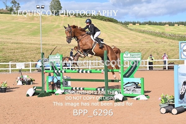 BPP_6296 - CLASS 11 THURS GFS Saddles Senior Newcomers/1.10m Open