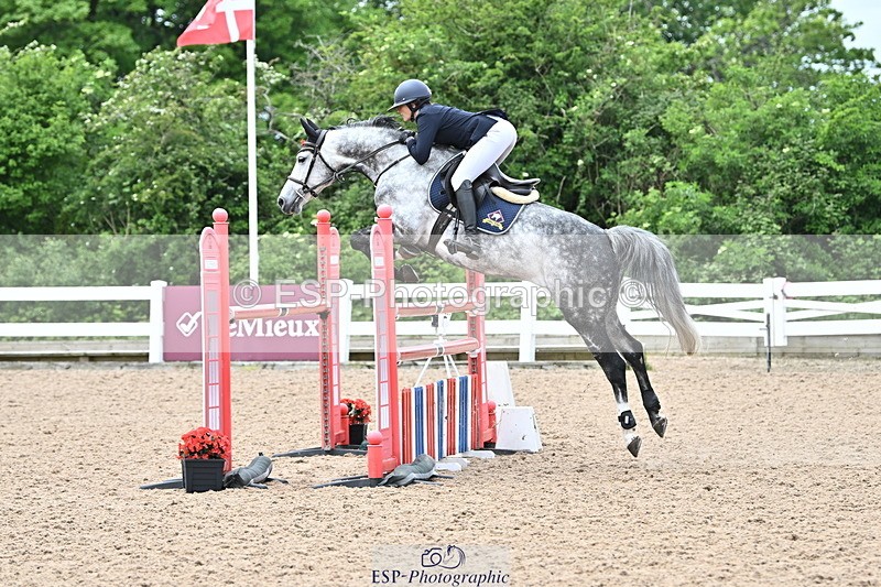 240523A-125958-01860 - Cls 4 Snr 1.20m Open