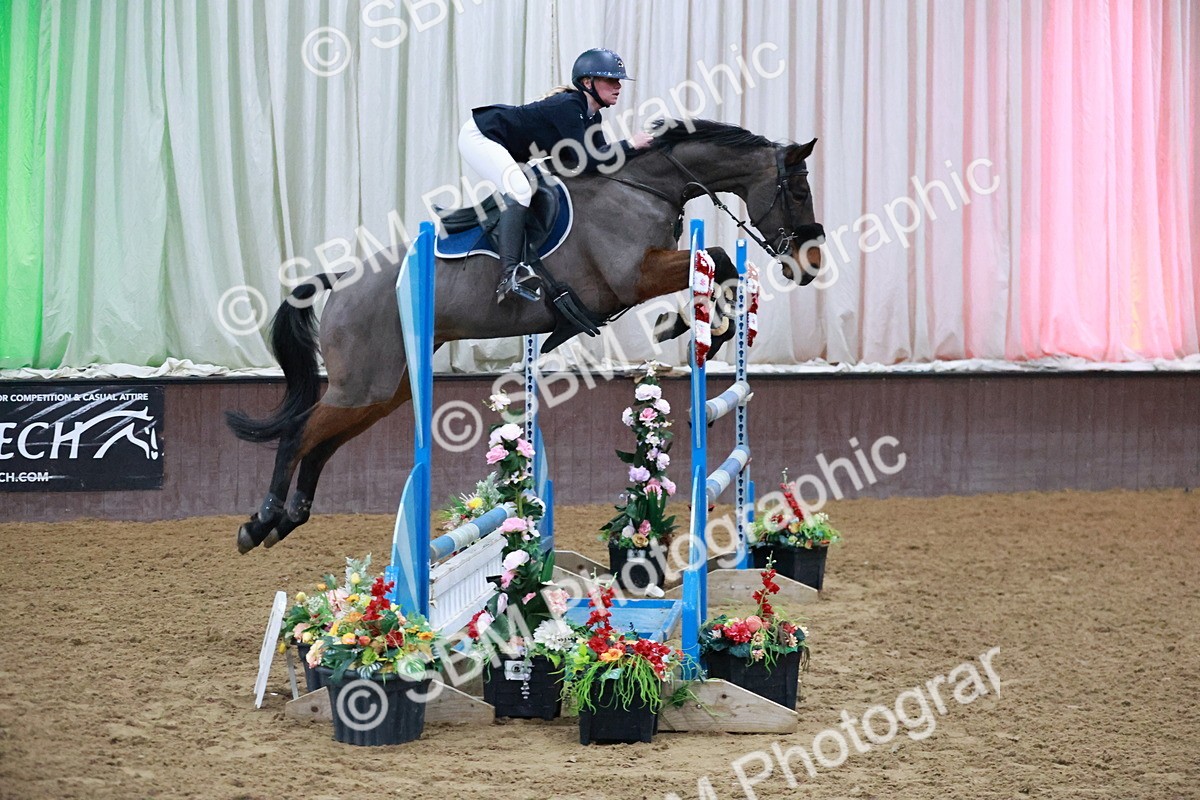 SBM_001327 - Class 5 - Senior Foxhunter 1.20m