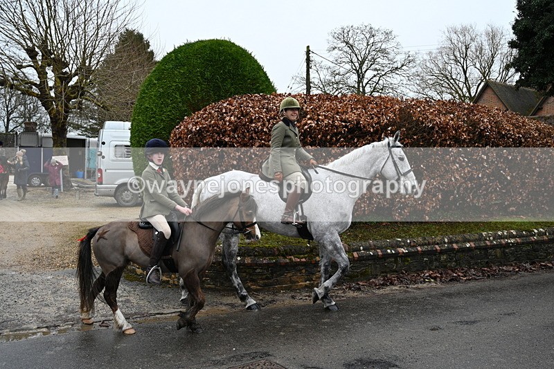 WJ7_9293 - Walk out..