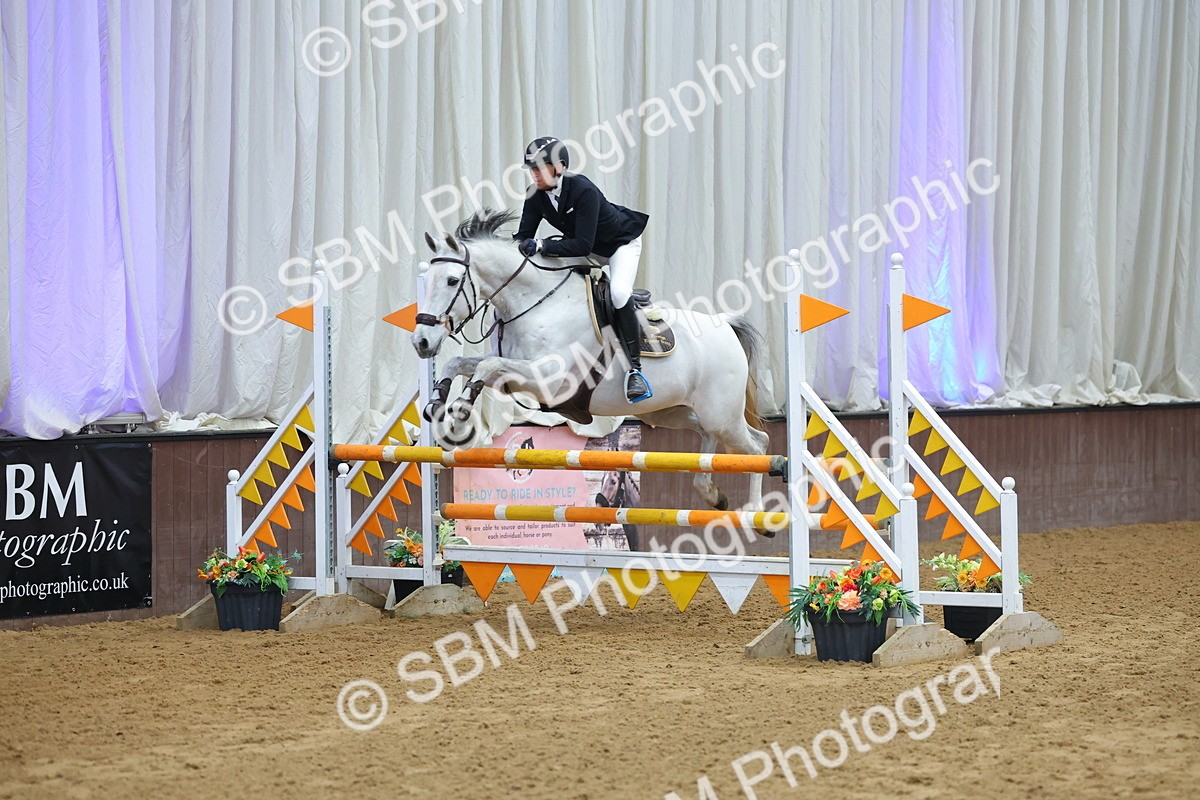 SBM_009827 - Class 21 - Nupafeed Supplements Senior Discovery/ 1m Open - First Round (1.00m)