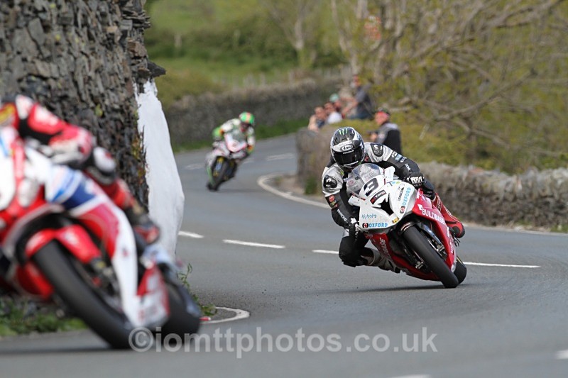 Michael Dunlop - RST Superbike Race