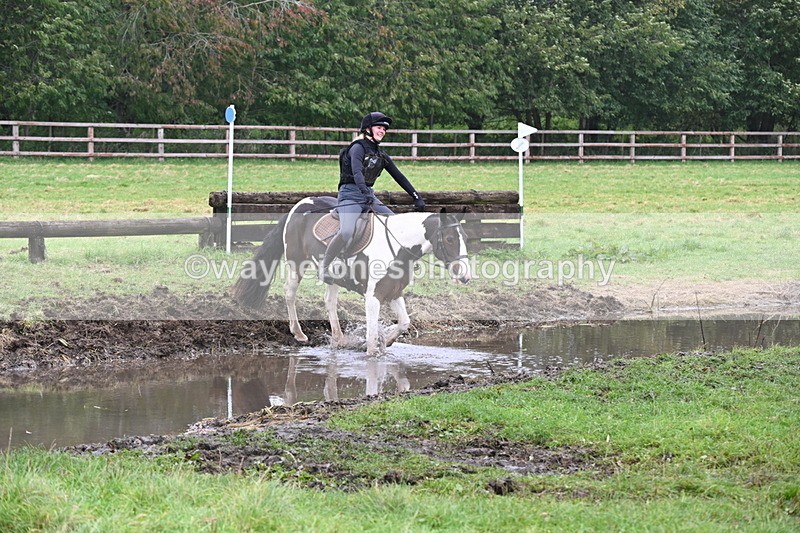 WJ6_9077 - Time at Photographer 14:46 to 14:57