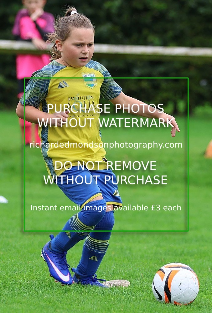 533A2712 - Kendal United Girls Under 9's vs Lancaster Giants (6/9/26)