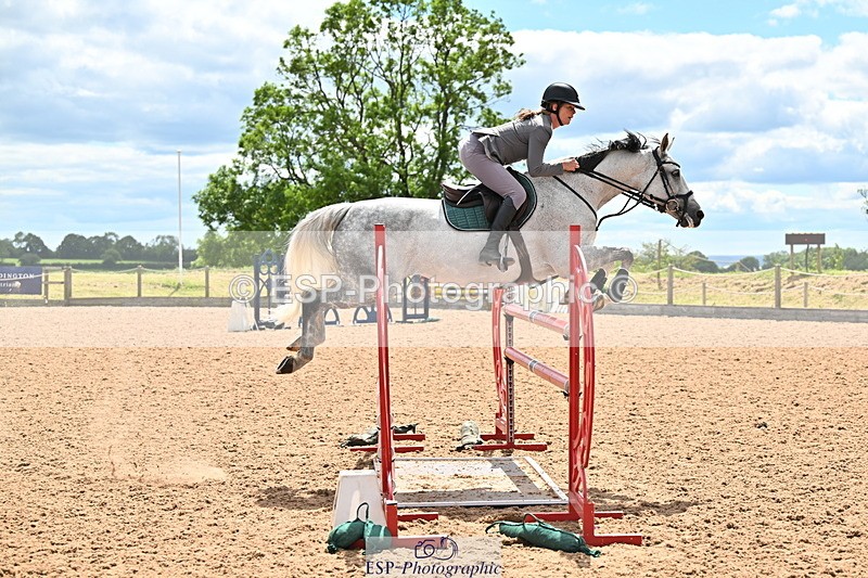 240608A-145820-02855 - Cls 5 Snr Foxhunter and 1.20m Open