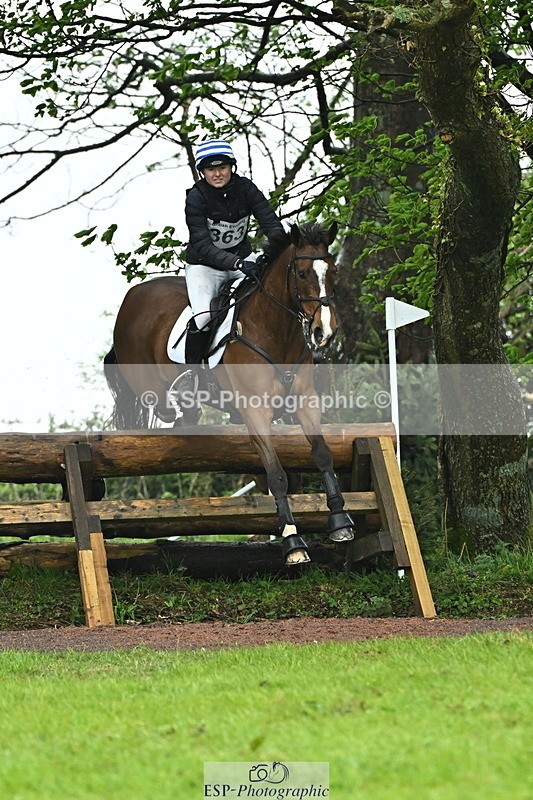 250418-163001-07223 - 363-Amber.Williams-THE.EMERALD.LILY