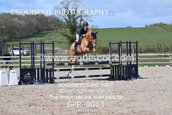BPP_0013 - CLASS 19 SUN Senior British Novice/ 90cm Open